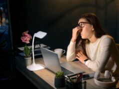 How to Manage Monday Blues and Have a Better Work Week women sitting on table
